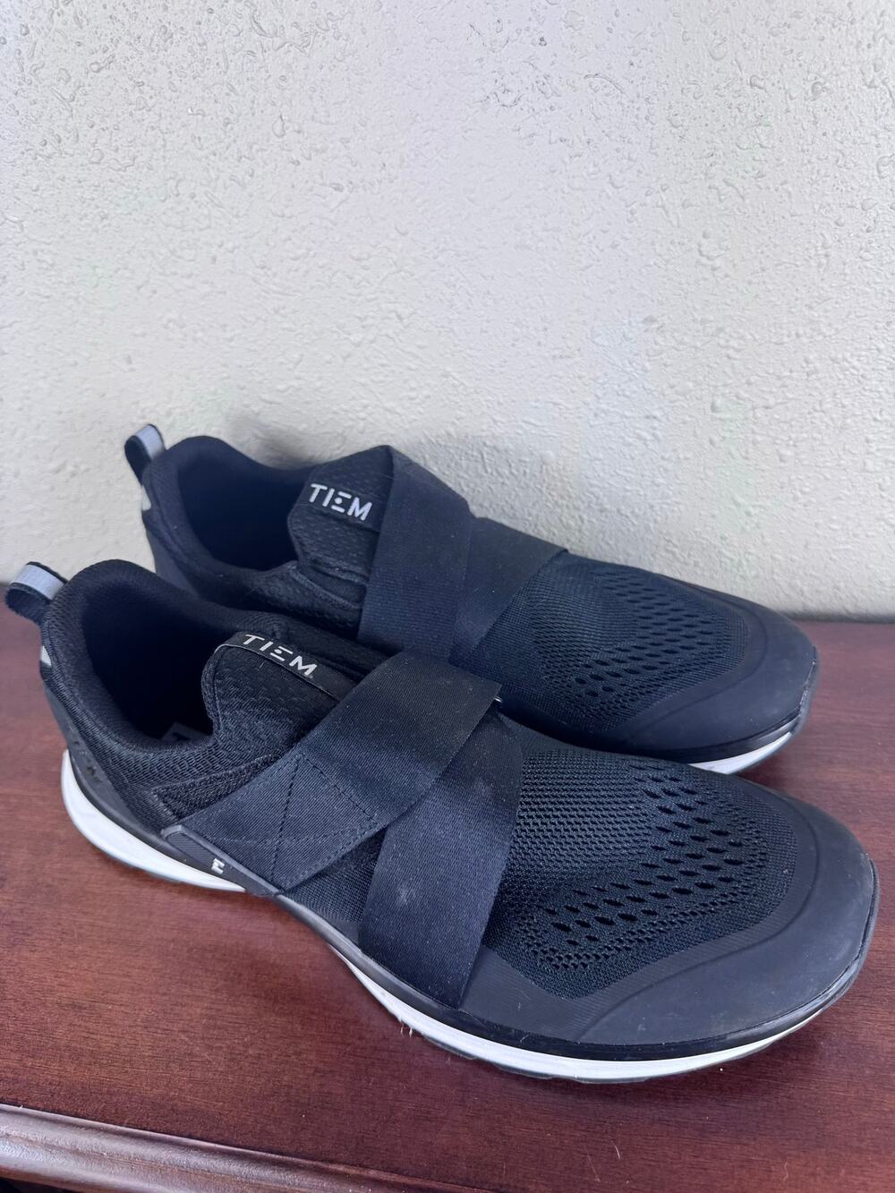 Tiem Slipstream Indoor Cycling Shoes with SPD Clips Women’s Size 11